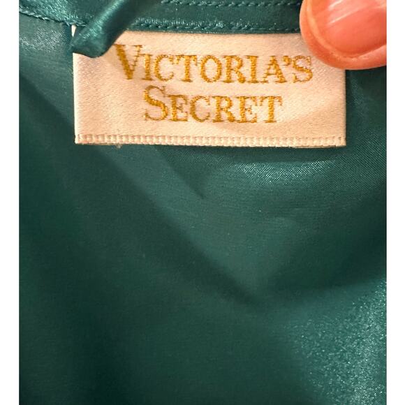 Victoria's Secret Gold Label Emerald Green Short Satin Kimono Robe NWOT, OS - Picture 2 of 7